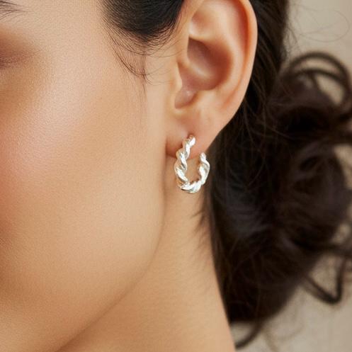 Twists and Tangles (half hoops)